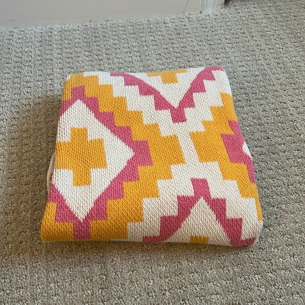 Happy Habitat Retro Baby Blanket